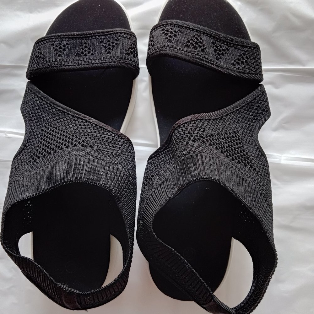 Sandals - Picture 4 of 5